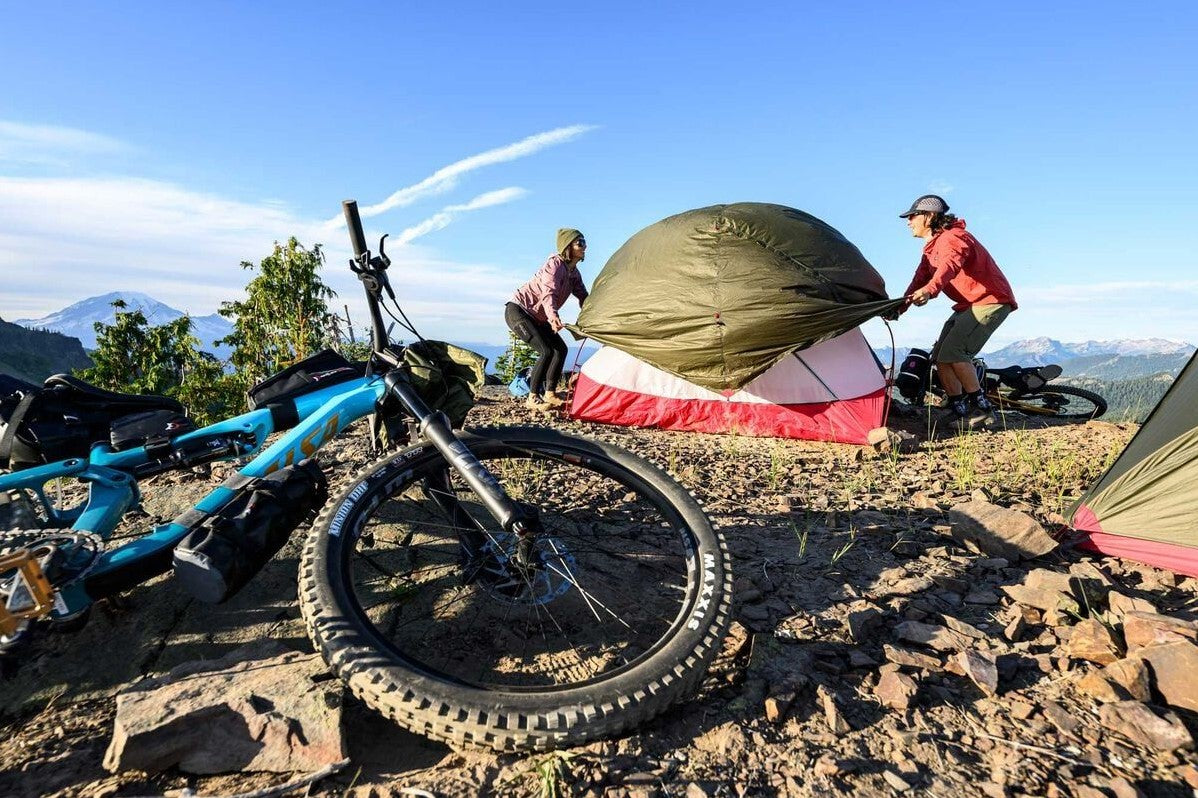 Comparing MSR tent for Bikepacking Hubba Hubba Bikepack Hubba Hubba WOHO BIKE ADVENTURE BIKEPACKING